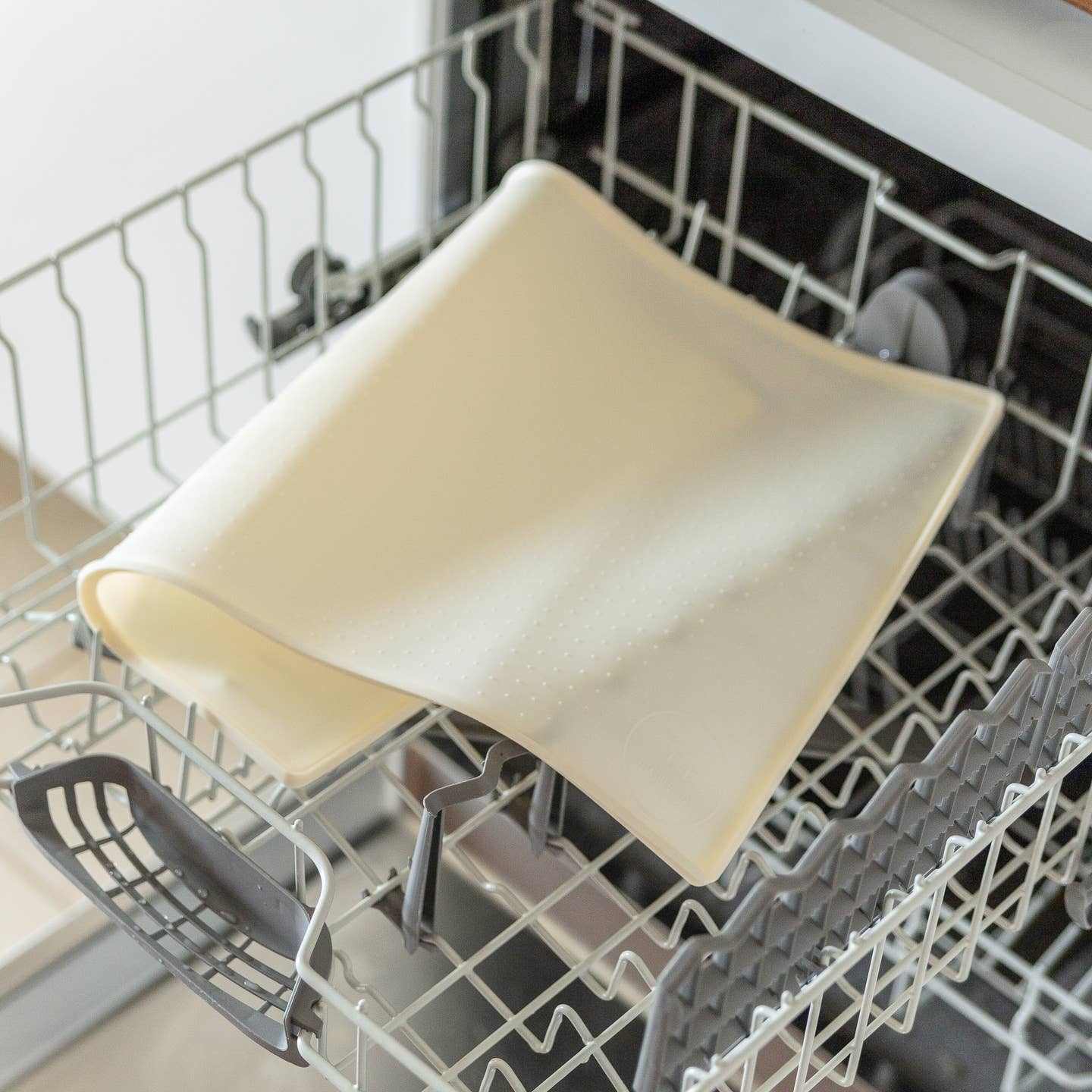 🐾Gray Silicone Mess Free Pet Placemat