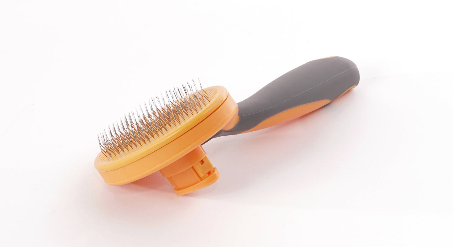 Retractable Slicker Brush