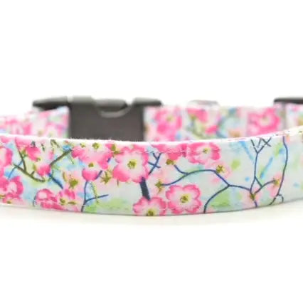 Spring Flowers Collar