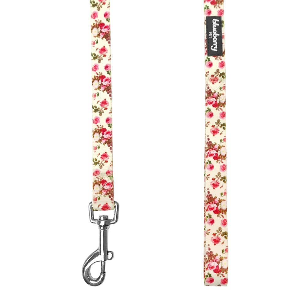 🌹 Floral Rose Dog Leash – Stylish, Durable & Versatile