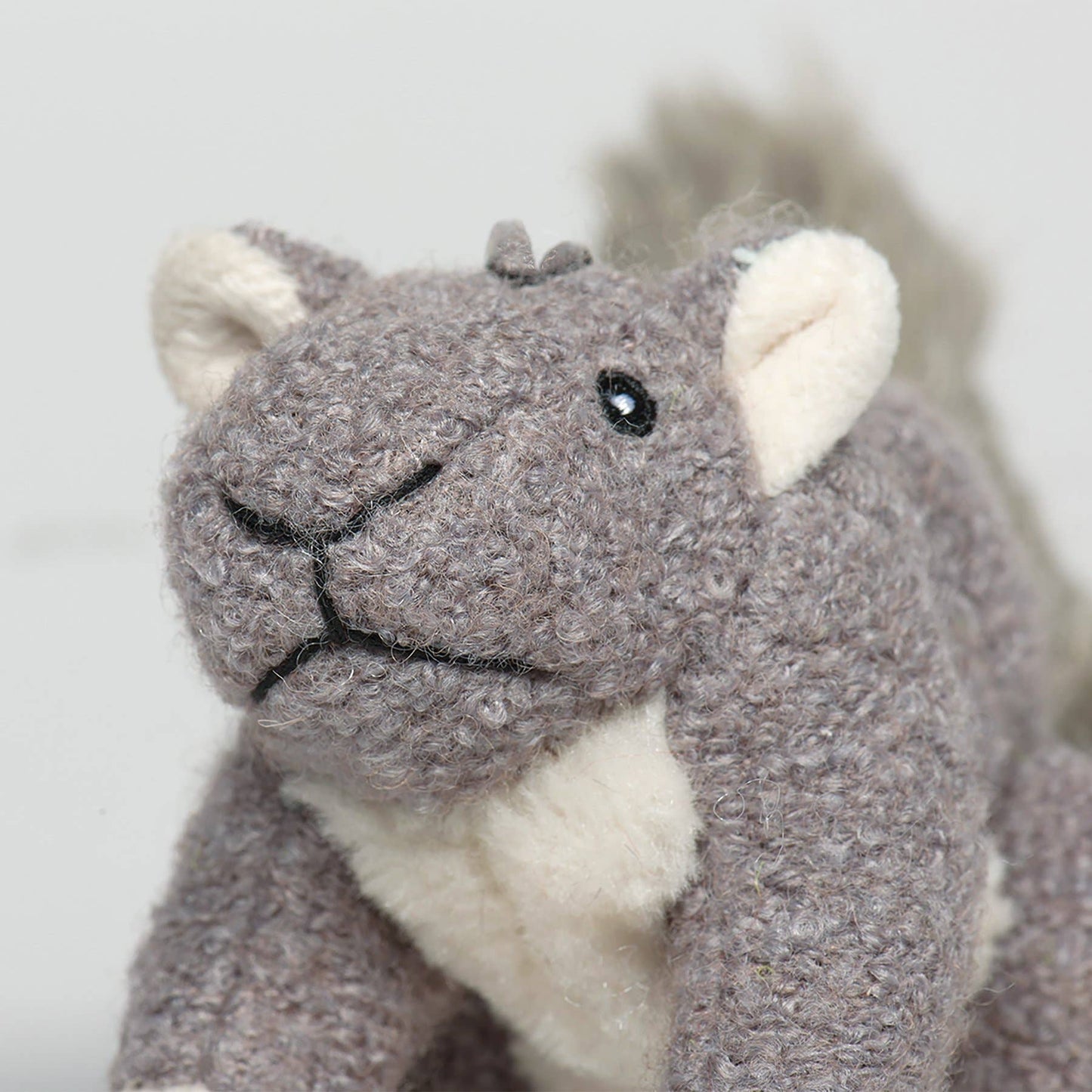 🐶🐿️ Feller Squirrel Plush Dog Toy