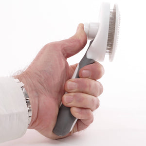 Retractable Slicker Brush