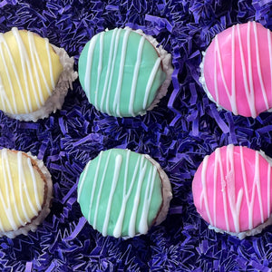 Macaroon dog treats