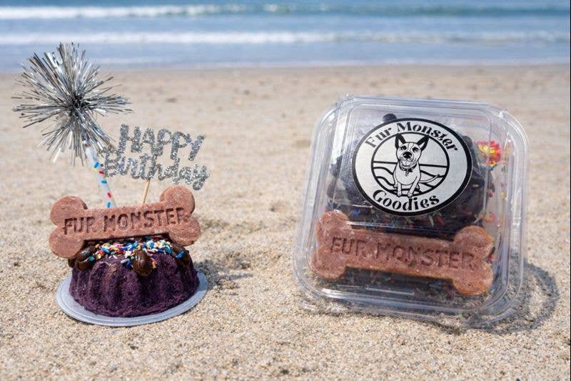 🎂🥩 Super Meaty Cakes™ – Freeze-Dried Birthday Cakes for Dogs