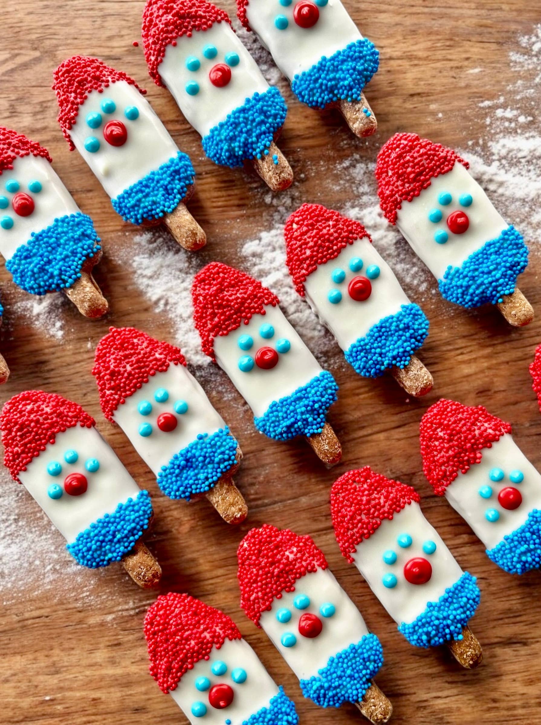 Small Bombpop PUPsicle dog treats