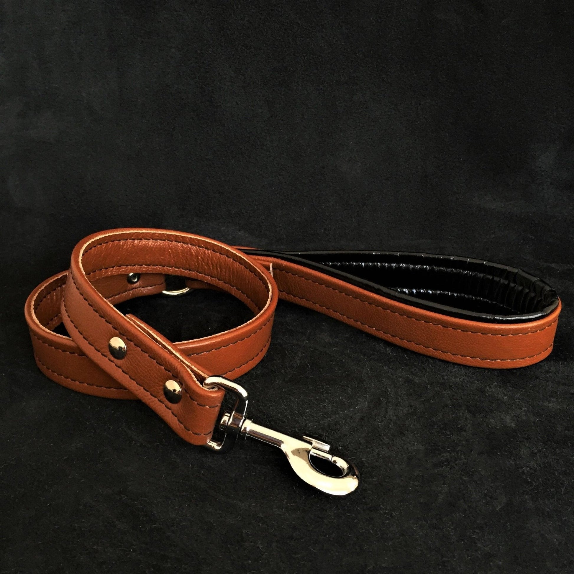 Brown soft leather dog leash by BESTIA