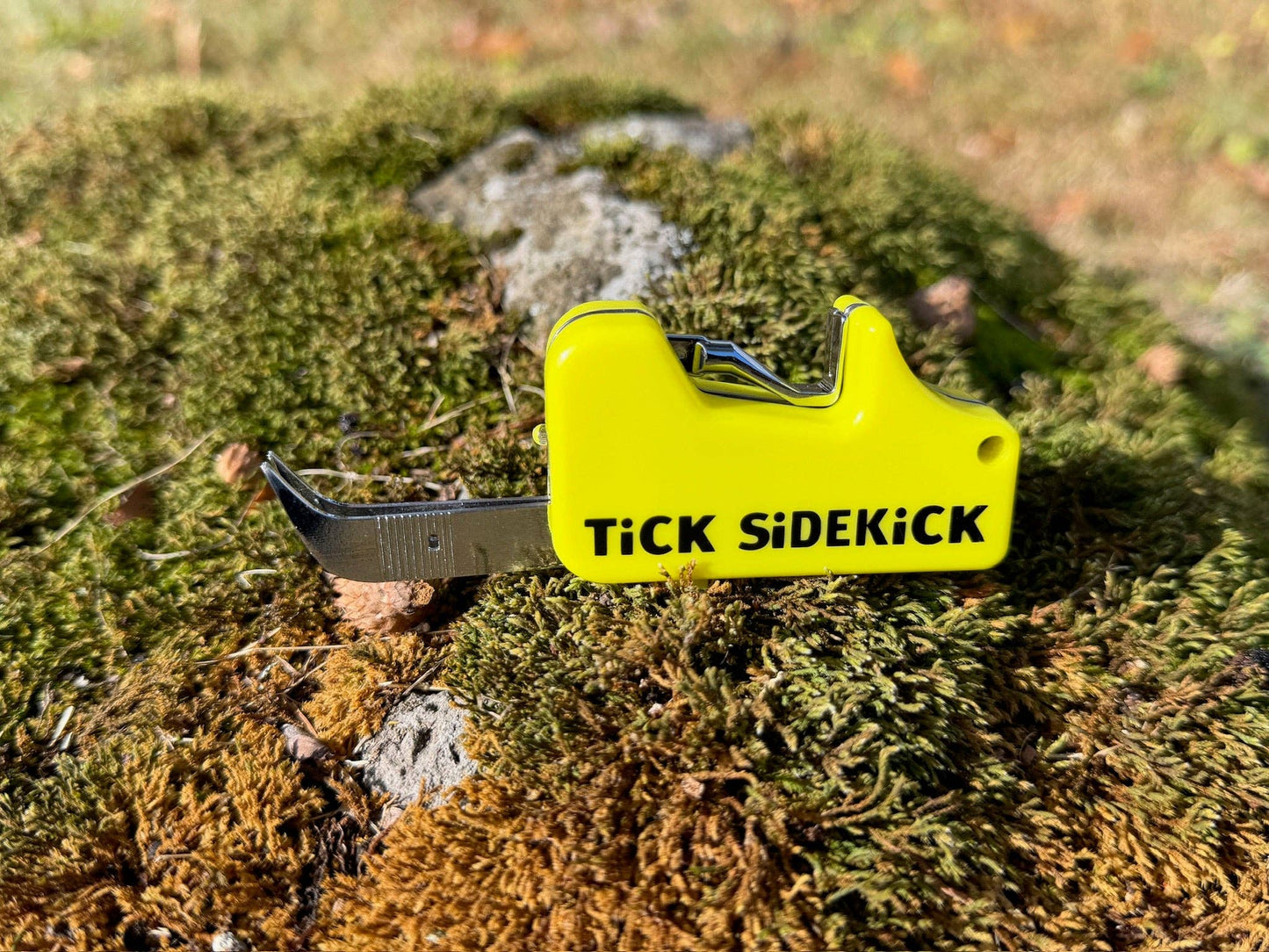 🔦🪲 TiCK SiDEKiCK | Compact Multi-Tool Tick Remover for Pets & People 🐾