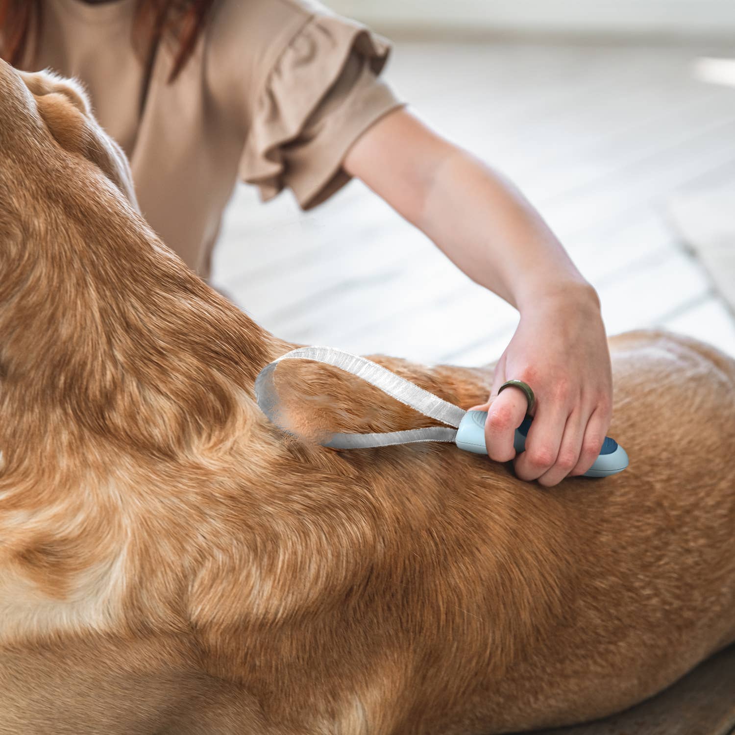 Ocean Plastic Pet Deshedding Grooming Tool