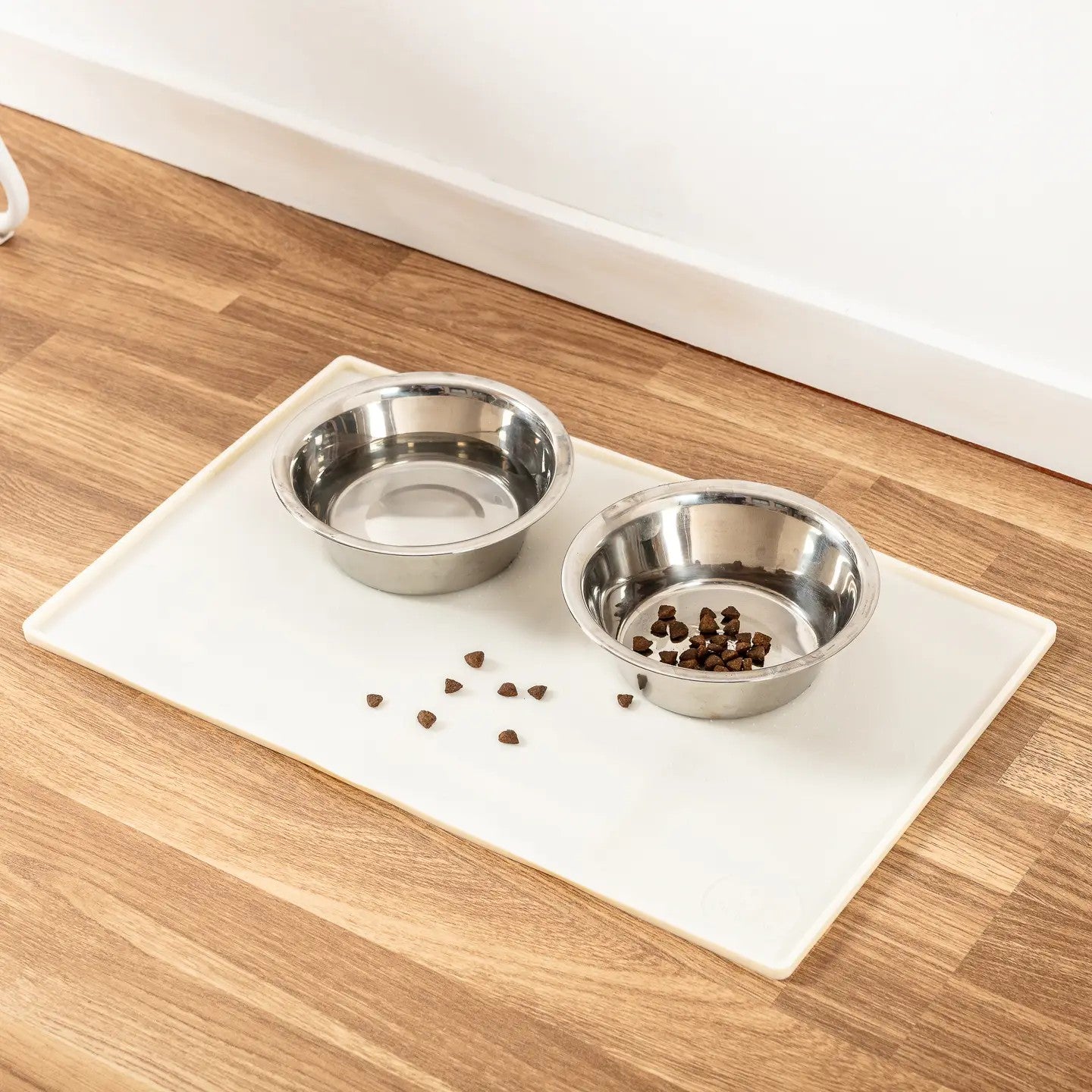 Ivory Silicone Mess Free Pet Placemat